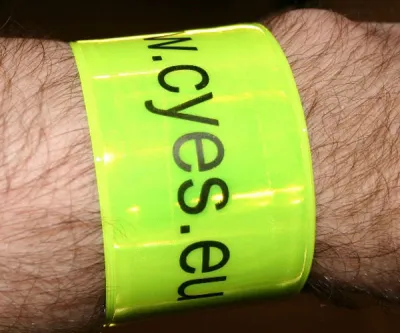 CYes wristband reflection